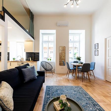 Kiraly Downtown Apartment Budapest Eksteriør billede