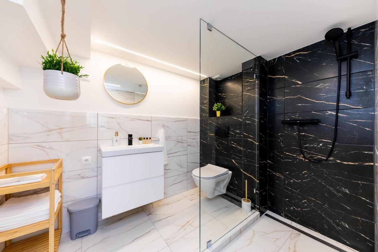 Kiraly Downtown Apartment Budapest Eksteriør billede